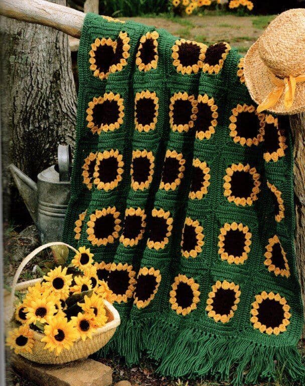 128 PG LEISURE ARTS HOME SWEET HOME AFGHANS 51 BEAUTIFUL DESIGNS 3