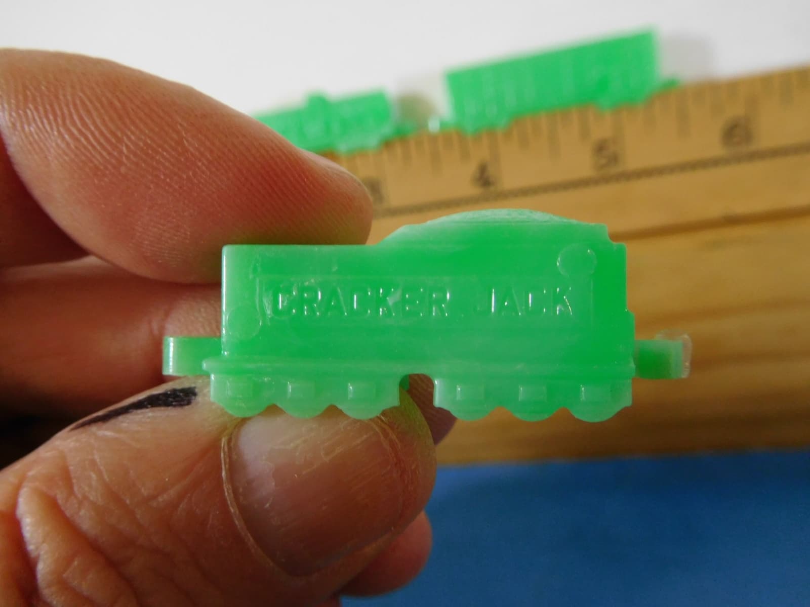 Cracker Jack Train Green 5 pcs 1960's $66 value 5