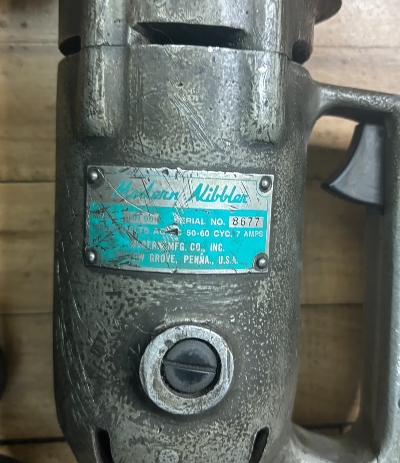 Modern Manufacturing Model HN90 Electric Nibbler (tested and working) 3