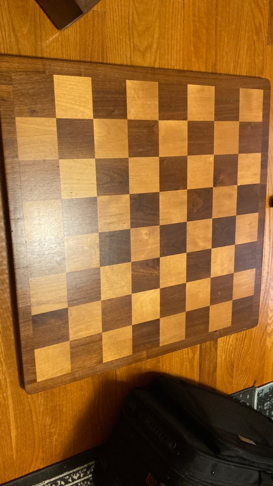 Drueke No. 68 board with 5" No. 35 Imperial Chess Pieces 2