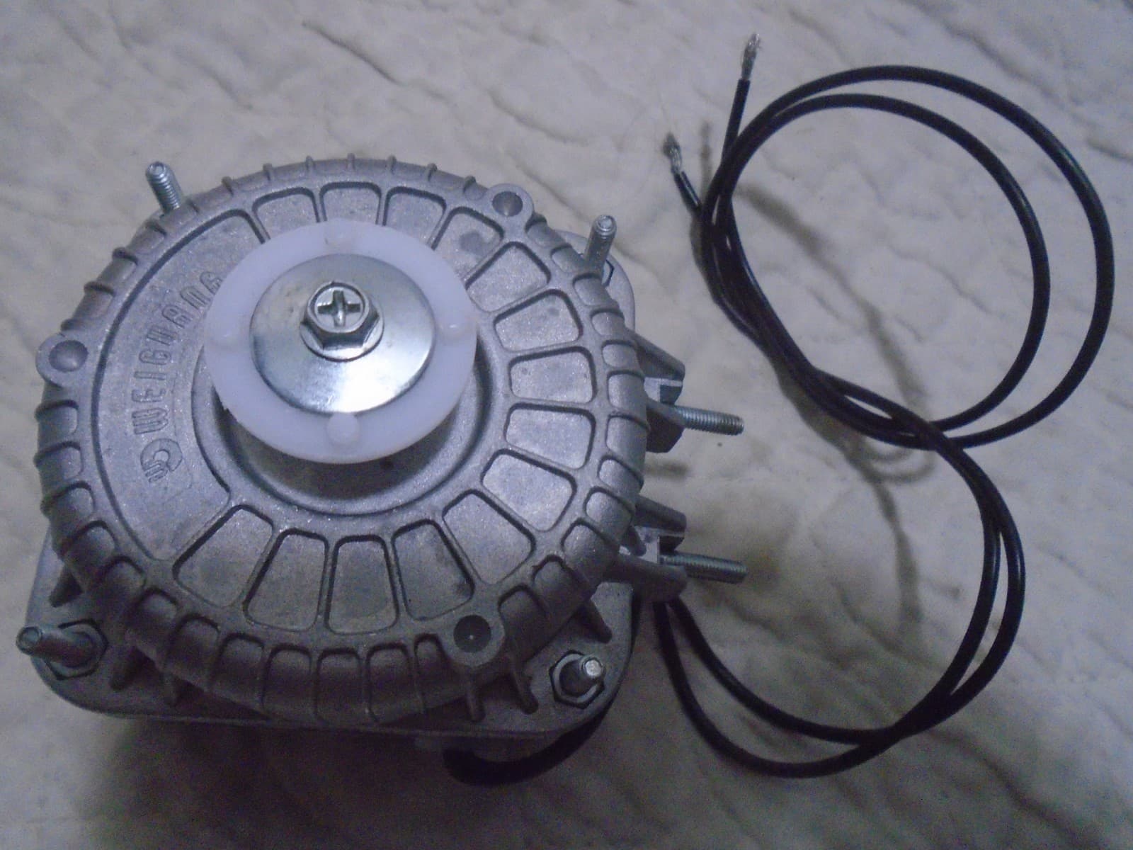 Condenser Fan Motor Part#YZF10-20 10/55W 120V 60Hz 0.80A 1550 r/min Weiguang 3