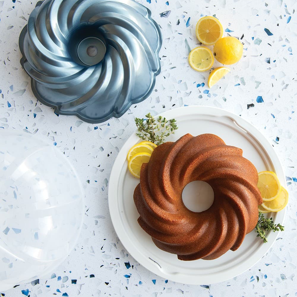 Nordic Ware Formed Swirl Bundt® Pan with Cake Keeper 2