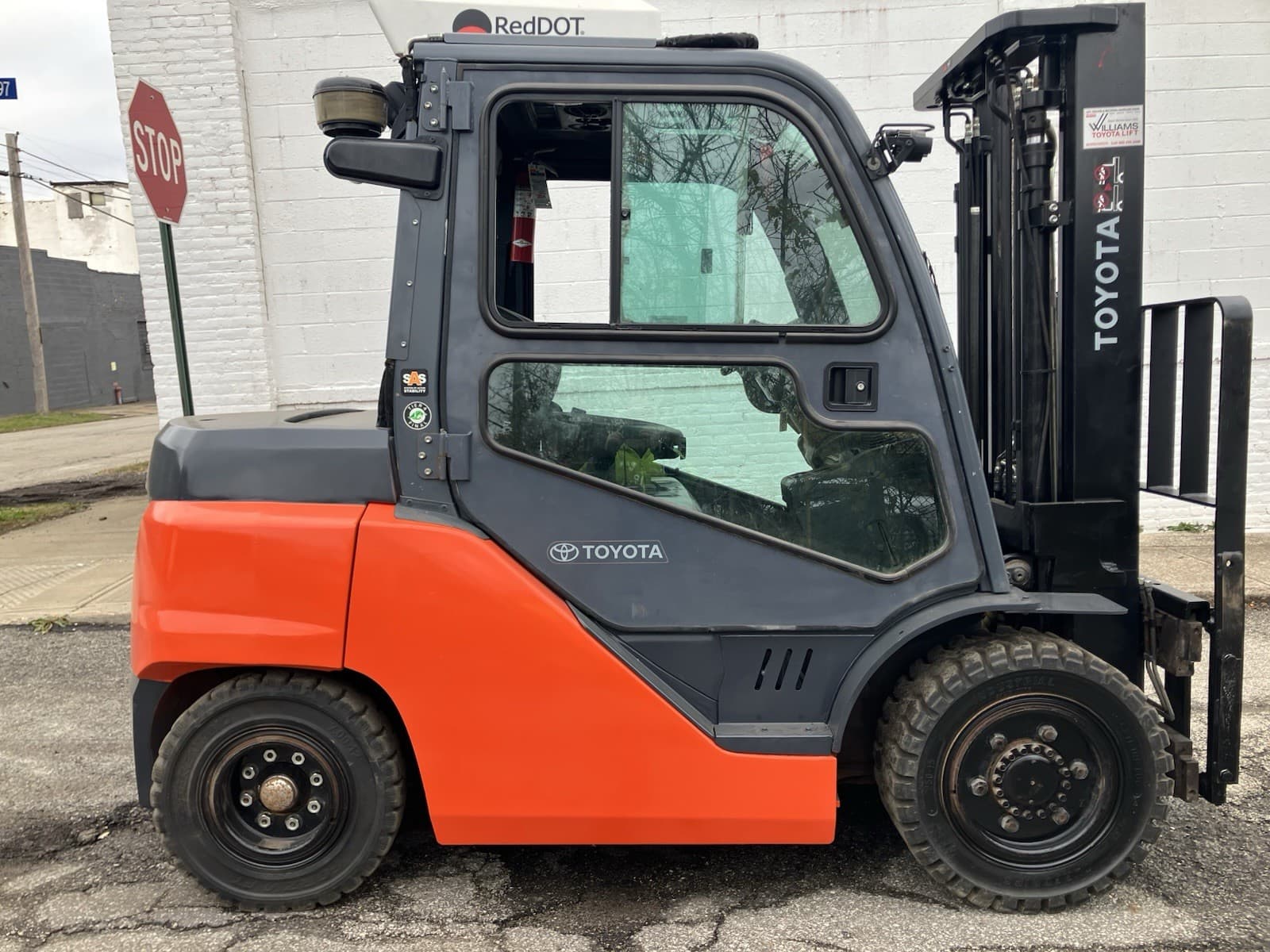 2020 Toyota 8000 LB  Solid Pneumatic Forklift With Side Shift and  2 Stage Mast 6