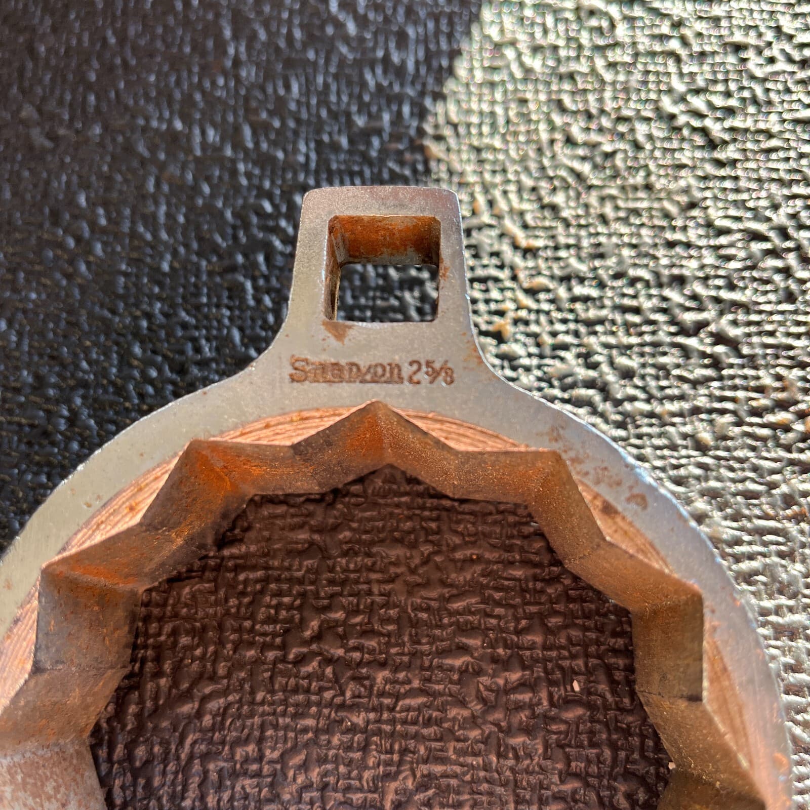 SNAP-ON 2-5/8”, 1/2" DRIVE 12 PT FLANK DRIVE DEEP FLARE NUT CROWFOOT WRENCH - c 2