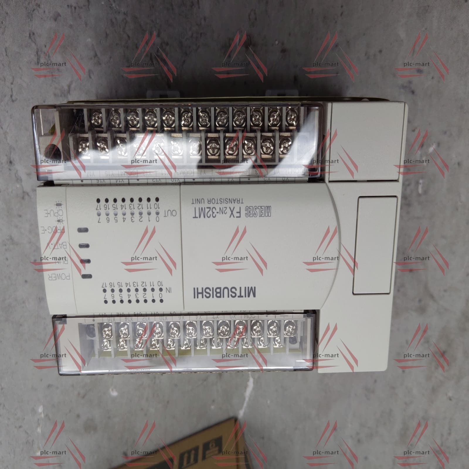 New MITSUBISHI PLC FX2N-32MT-001 Fast Ship