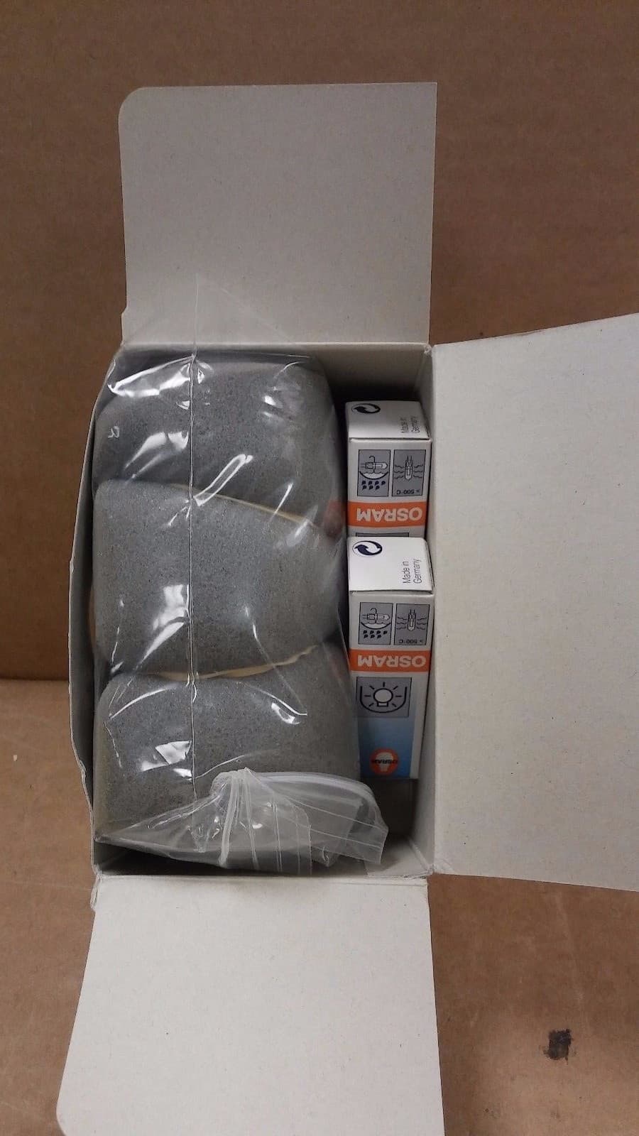 HAMAMATSU Photonics L6881 Deuterium Lamp 3