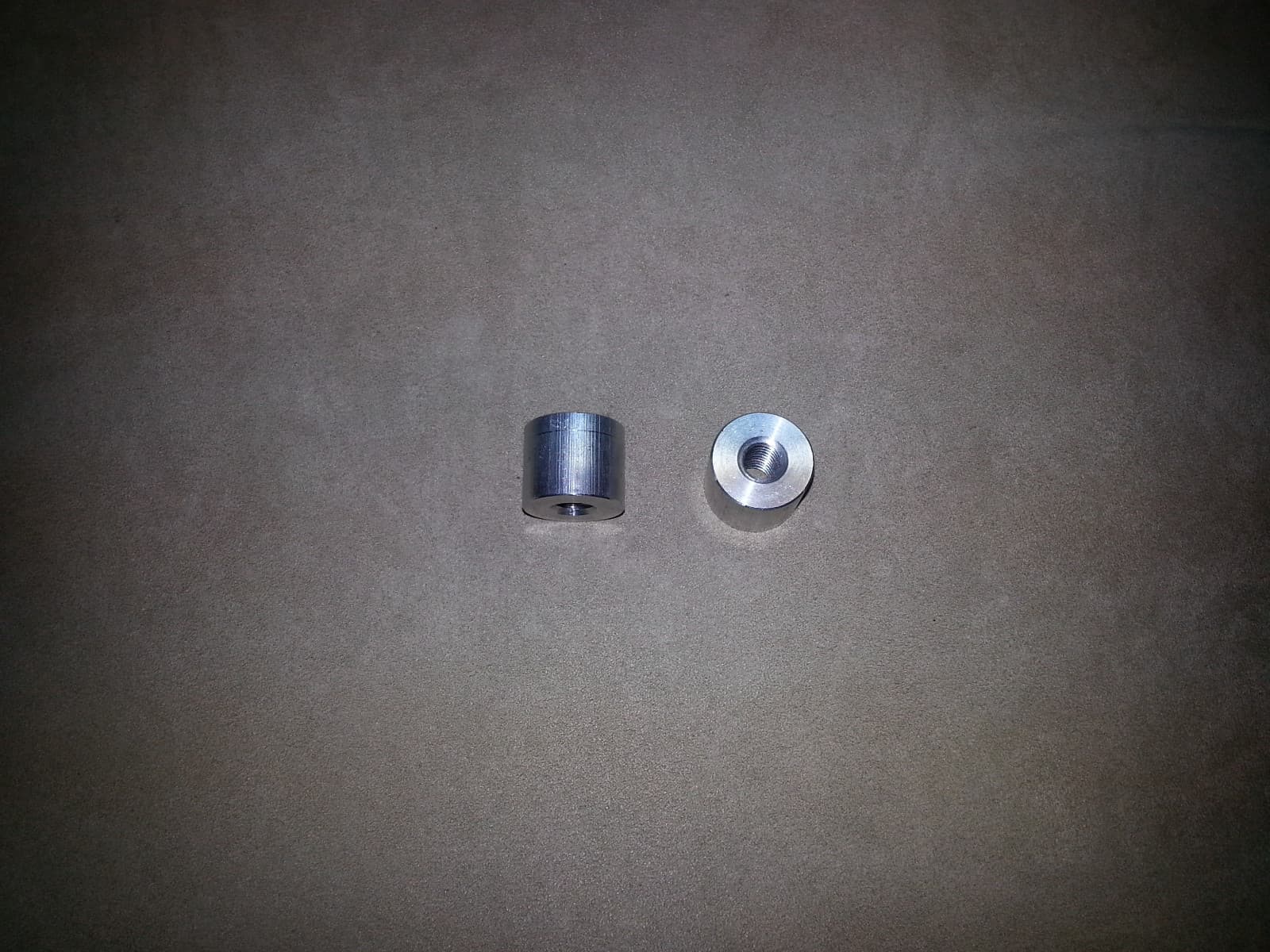 3/8-16 WELD Boss 3/4" DIA. X 5/8" LONG STAINLESS STEEL 4 PCS.MADE IN THE USA ! 3