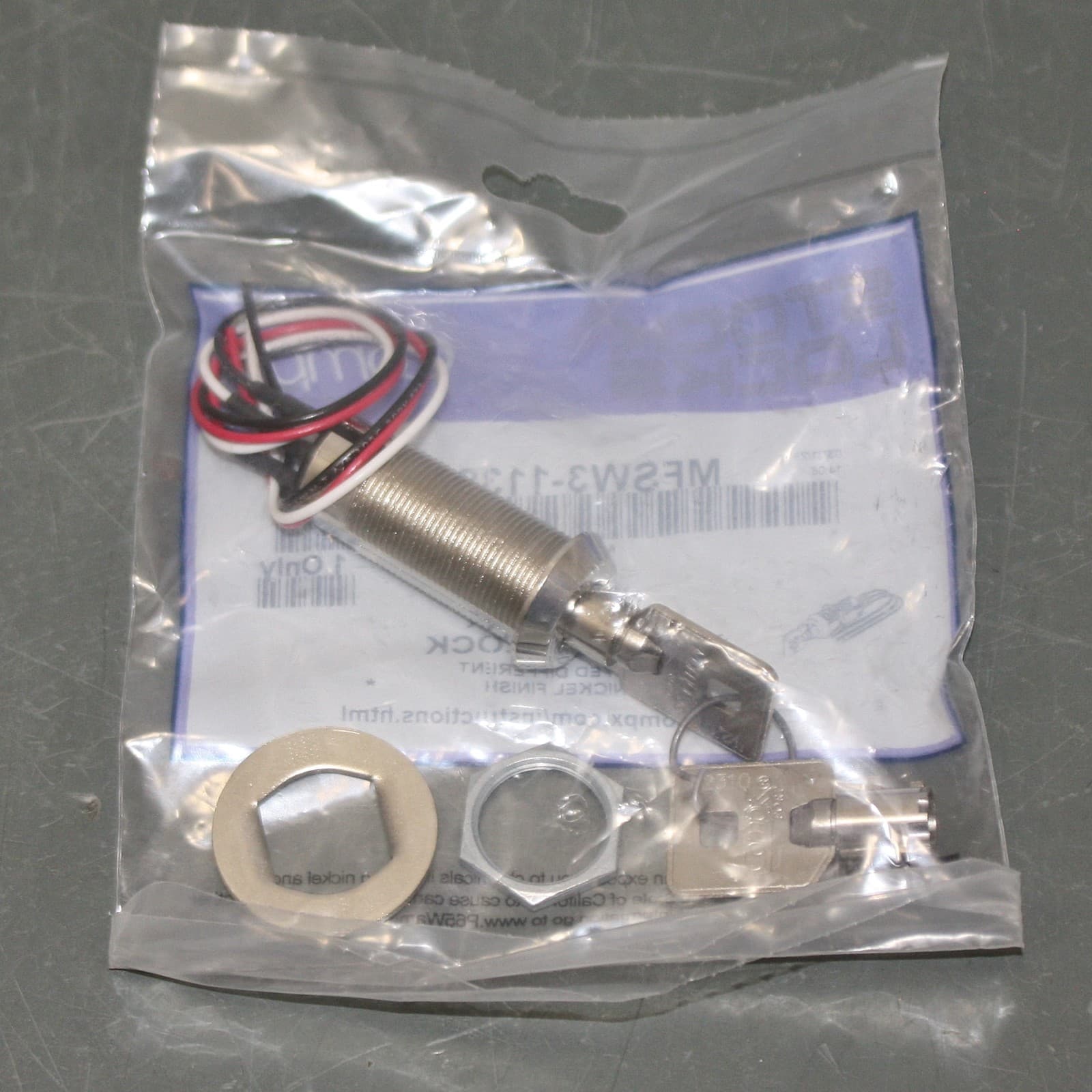 CompX Keyed Switch Lock MFSW3-1138-KD, 3/4" Tubular, 250V AC, 28V DC, SPDT 6