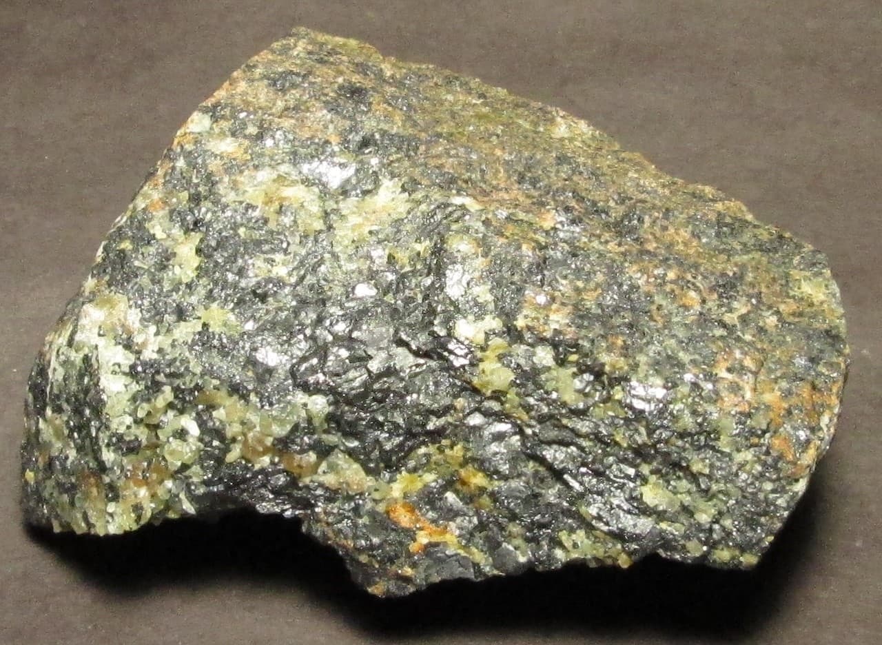 Bi-Wave Willemite Franklinite Fluorescent Minerals Franklin NJ 2