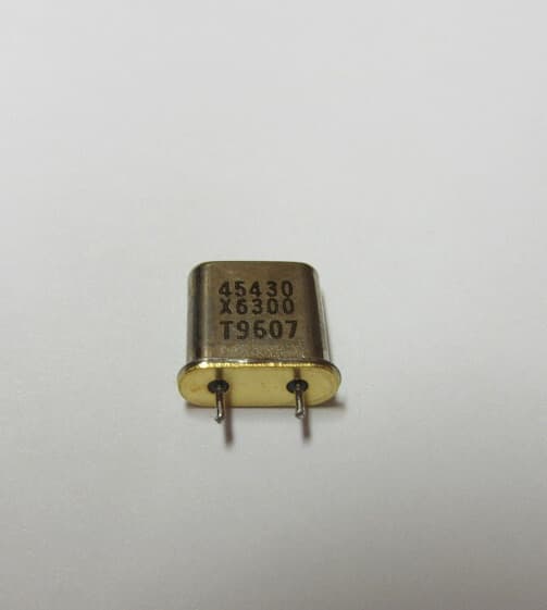 Motorola Minitor II (2) and Keynote Pager crystals Used Tested