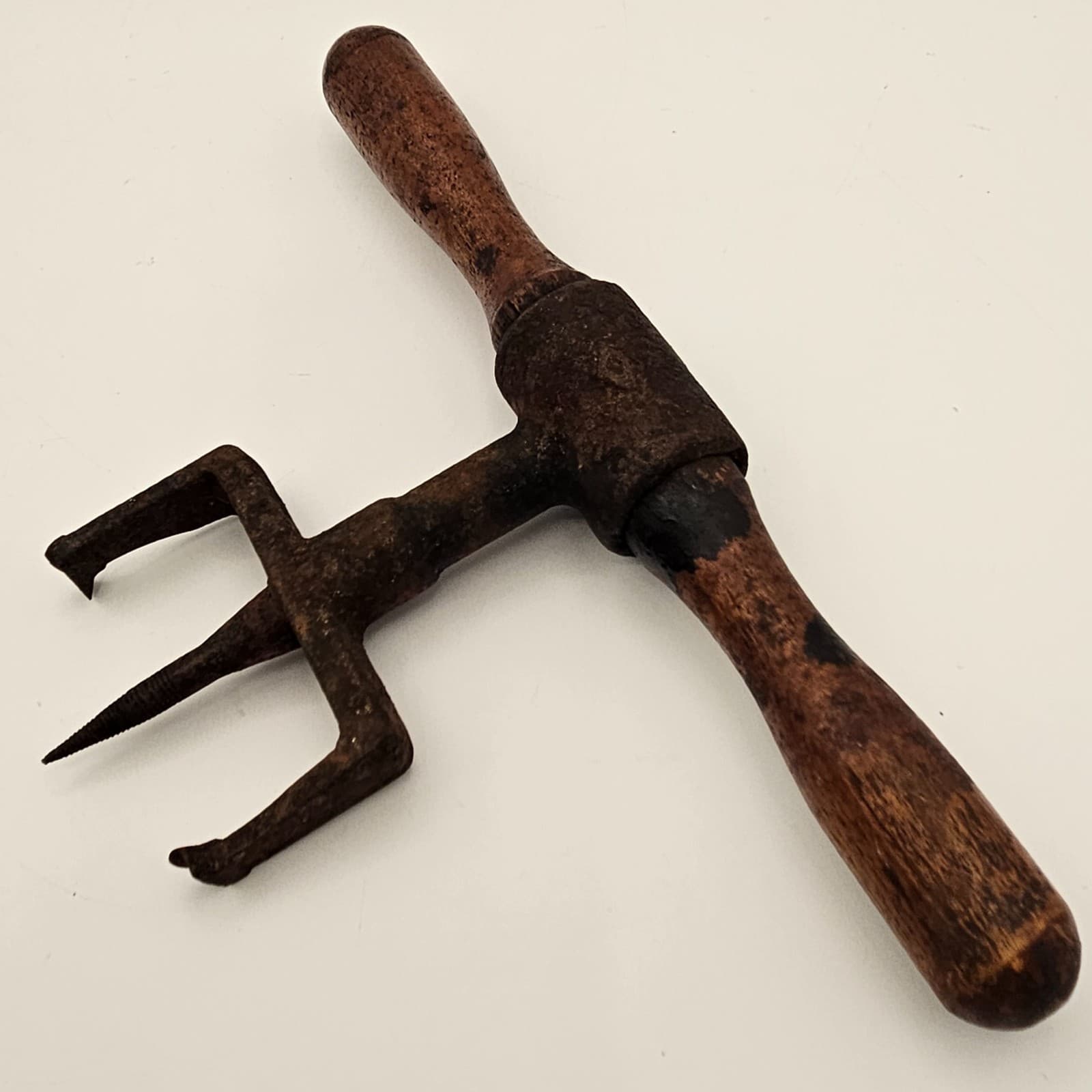 Antique Wine Whiskey Cask Bung Hole Auger Reamer Borer Corkscrew Wood Handle