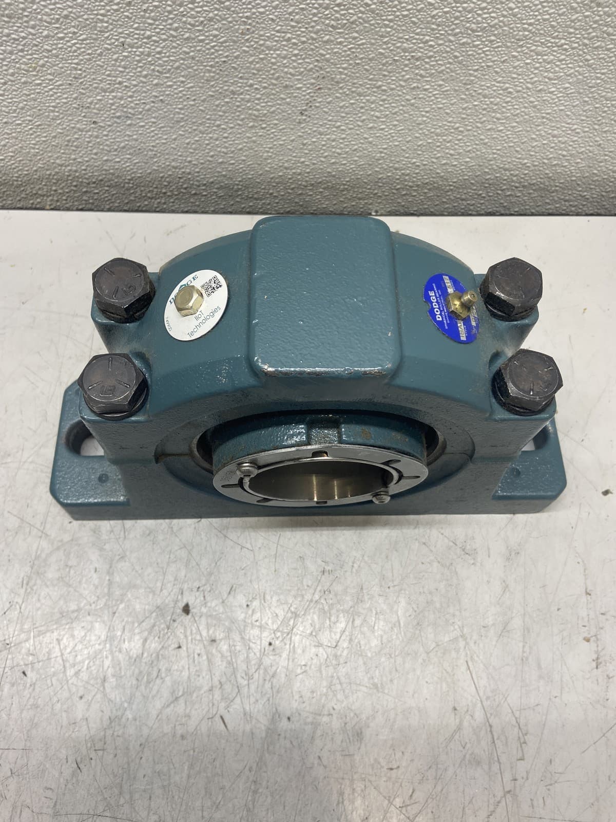 Dodge 070953 Imperial Pillow Block Bearing, 2-15/16" Bore Dia. 6