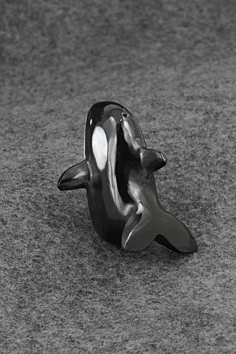 Whale Zuni Fetish Carving - Calvert Bowanie 6