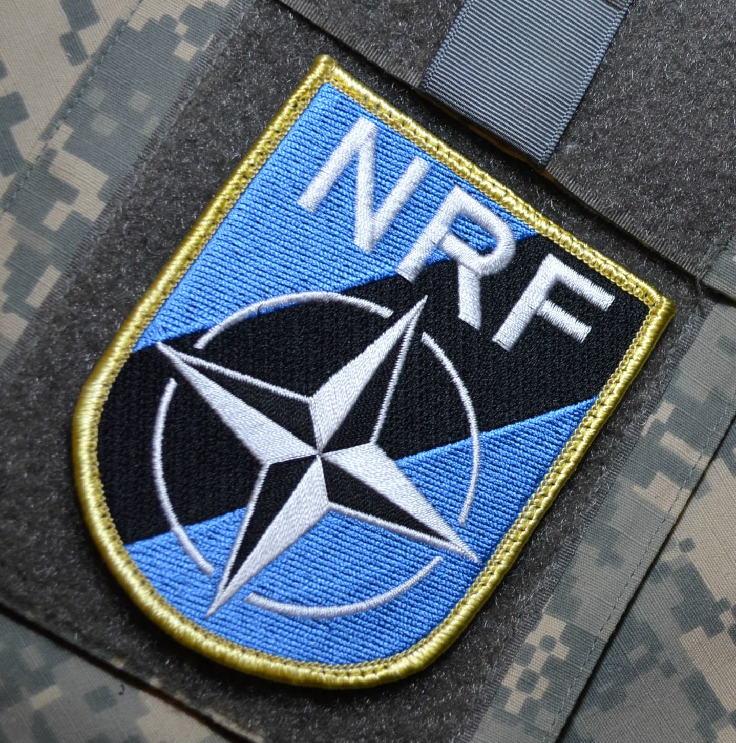 NATO RESPONSE FORCE NRF VJTF DEPLOYMENT in EUROPE next UKRAINE velkrō INSIGNIA