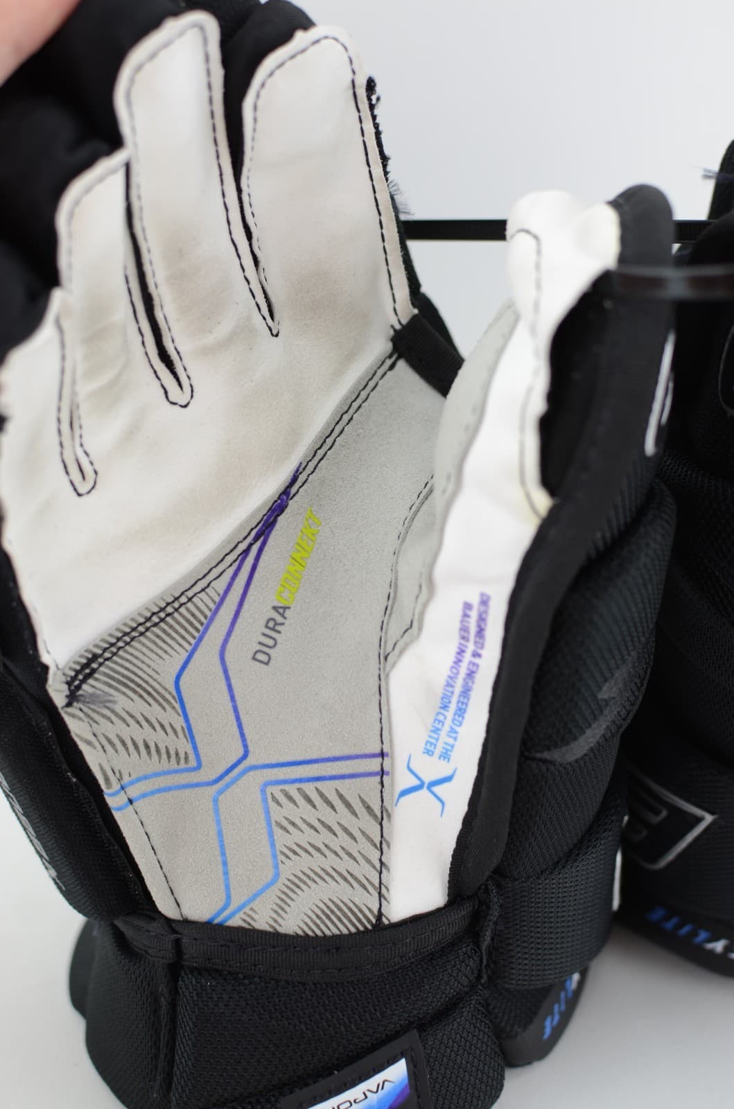 Bauer Vapor Flylite Ice Hockey Gloves Black Intermediate Size 12 (0925-5097) 4