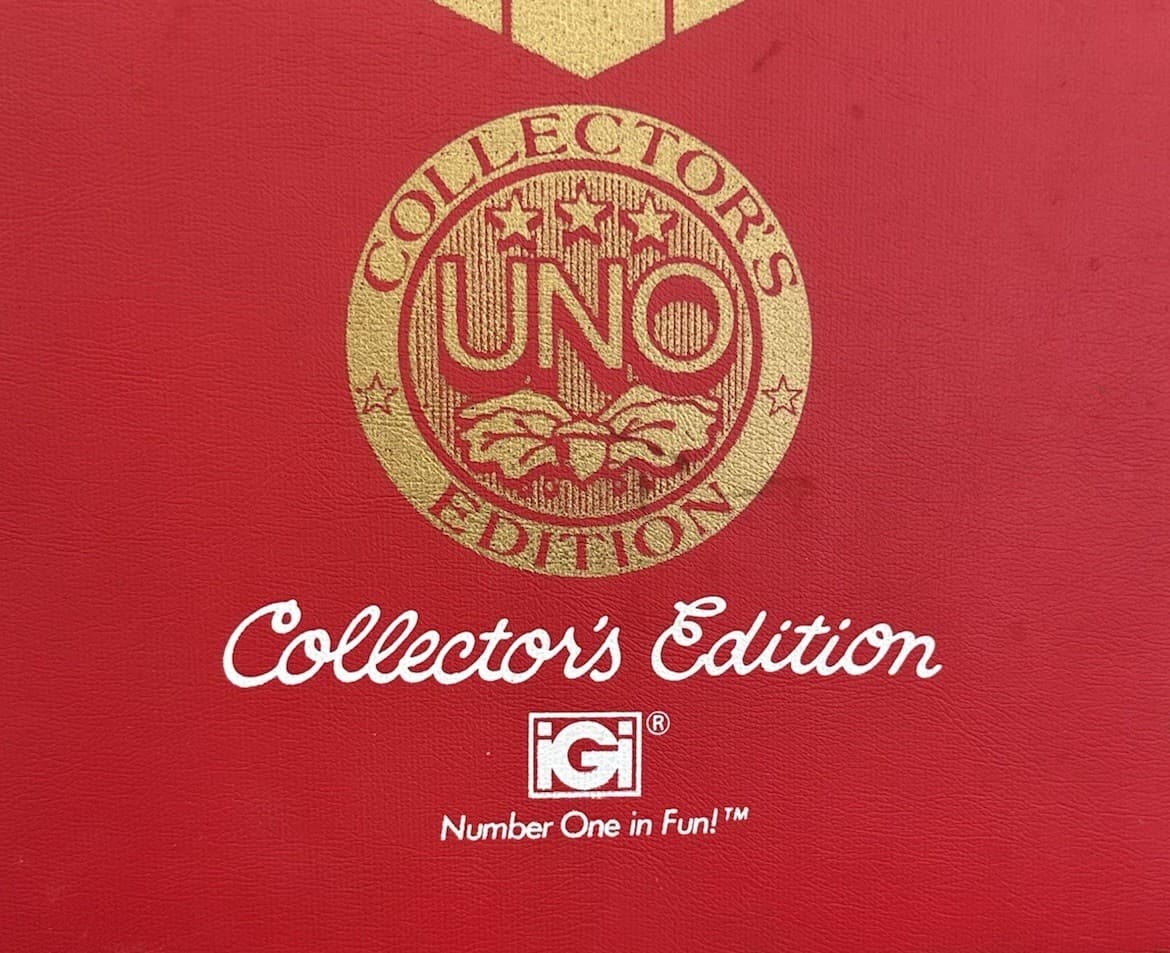 Tomy UNO 10th Anniversary Gold Card with Carrying Case Rare New Cards Sealed 3