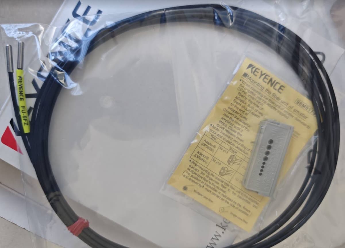 Keyence FU-5FZ Fiber Optic Sensor 1PC New FU5FZ In Box Expedited Shipping 2