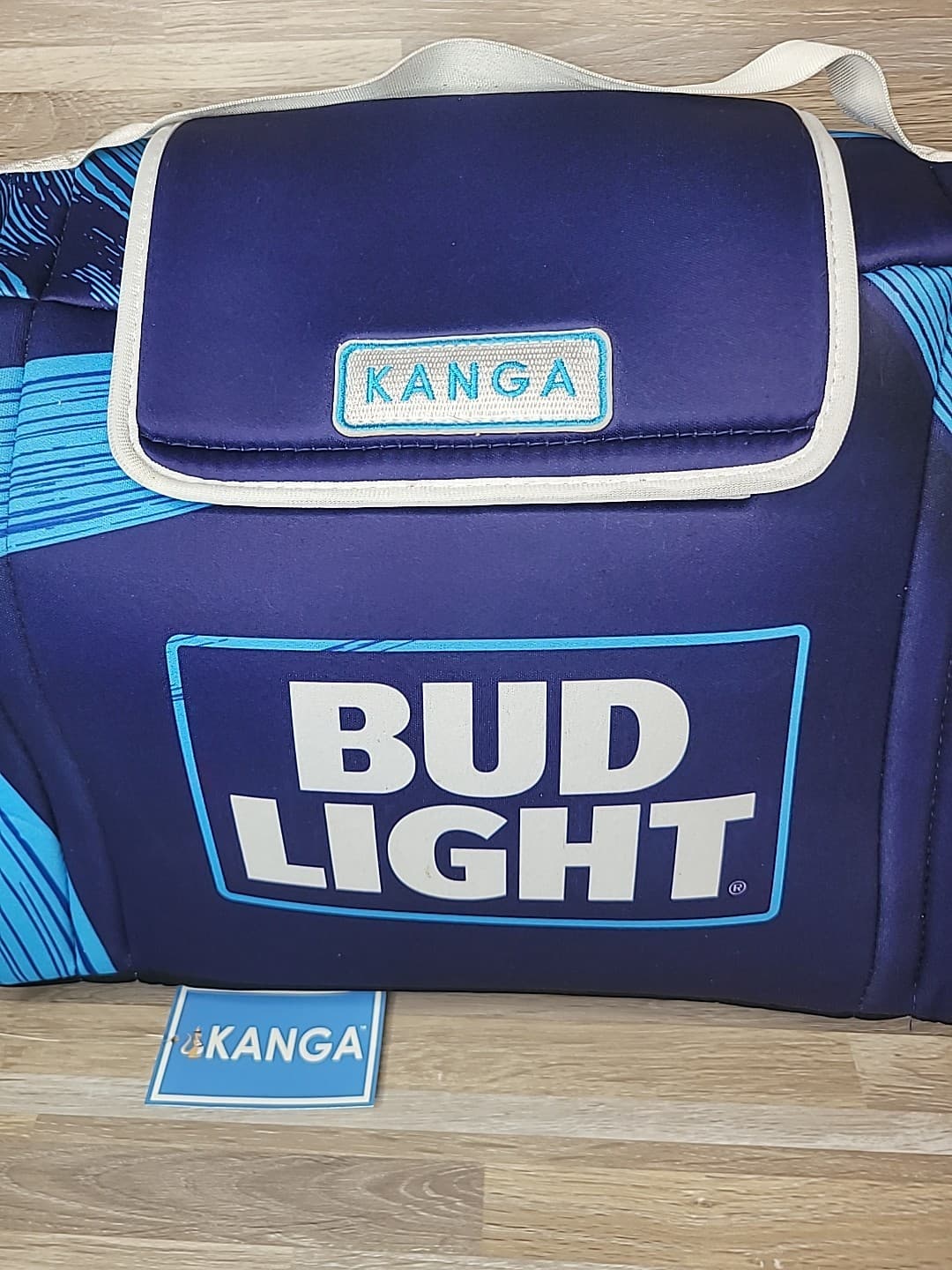 KANGA Coolers Bud Light 12-Pack Cover Cooler The No Ice Keep the Case NWT 3