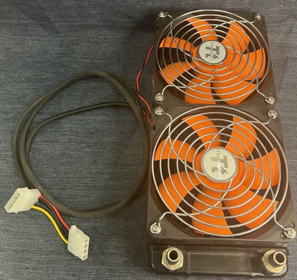 THERMALTAKE BIG WATER 745 LIQUID COOLING SYSTEM 2-120MM RADIATORS 4