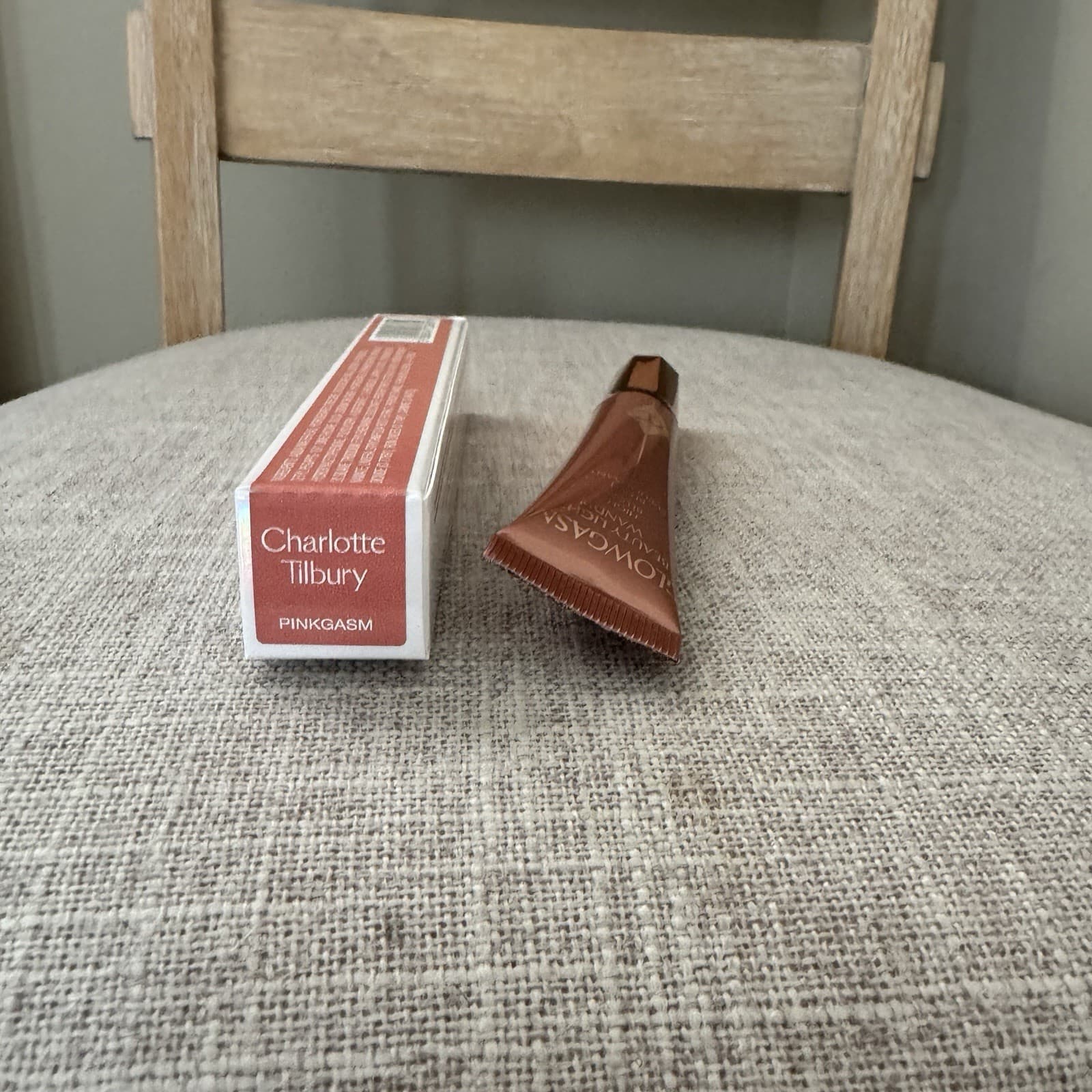 Charlotte Tilbury Glowgasm Beauty Light Wand - PINKGASM New In Box 3