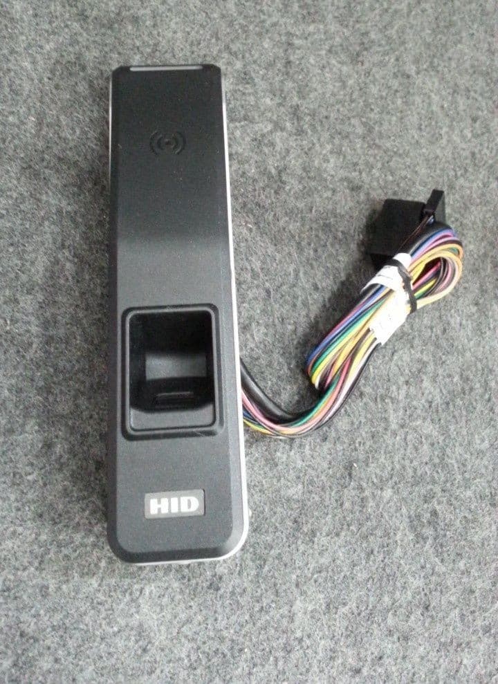 HID 25B Signo Biometric Fingerprint Reader Black/Silver