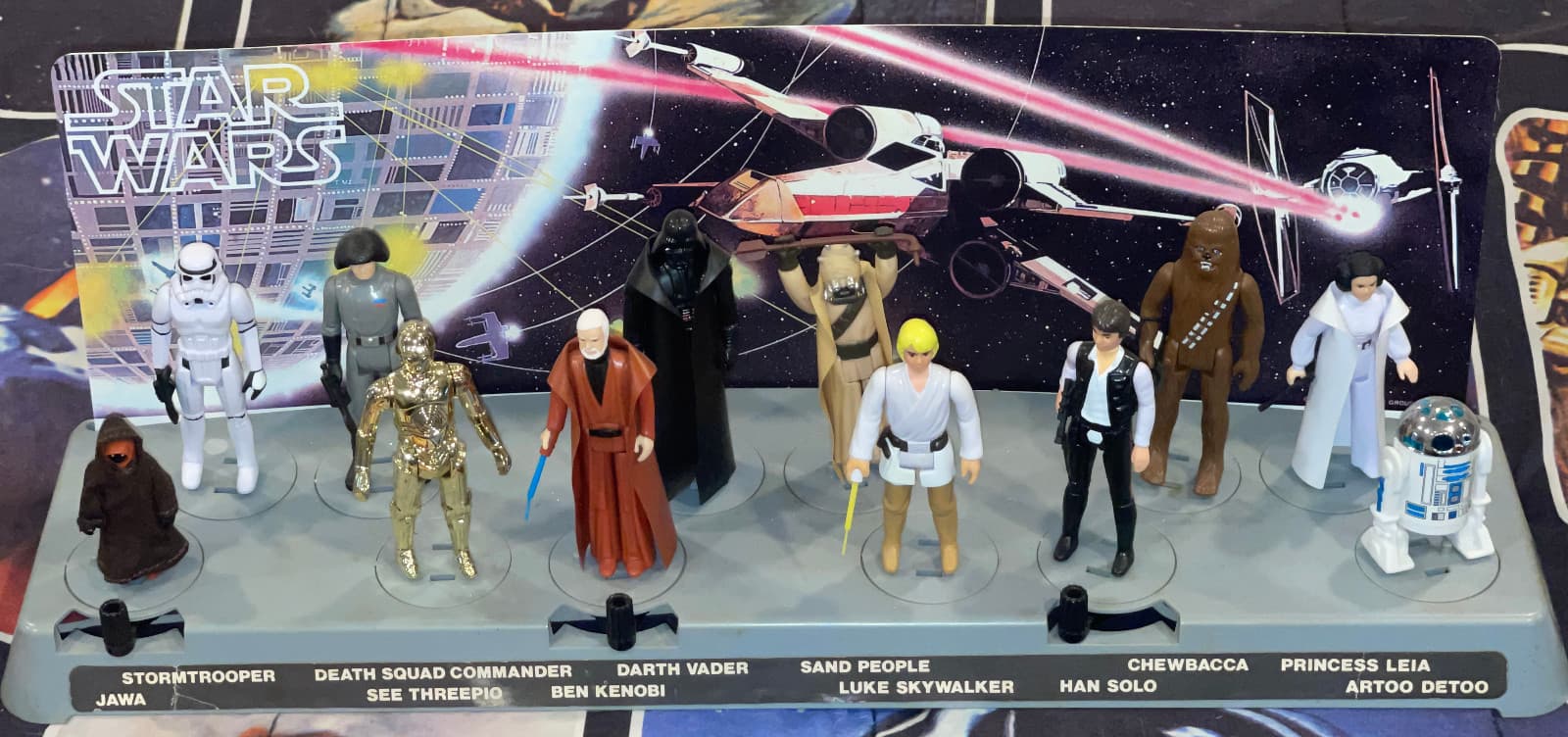VINTAGE 1978 KENNER STAR WARS FIRST 12 MAIL-AWAY DISPLAY STAND & RETRO FIGURES