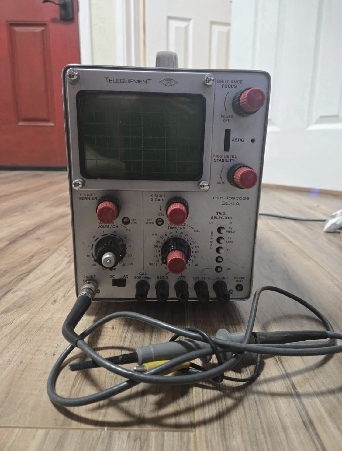 Telequipment S54A Analog Oscilloscope 4