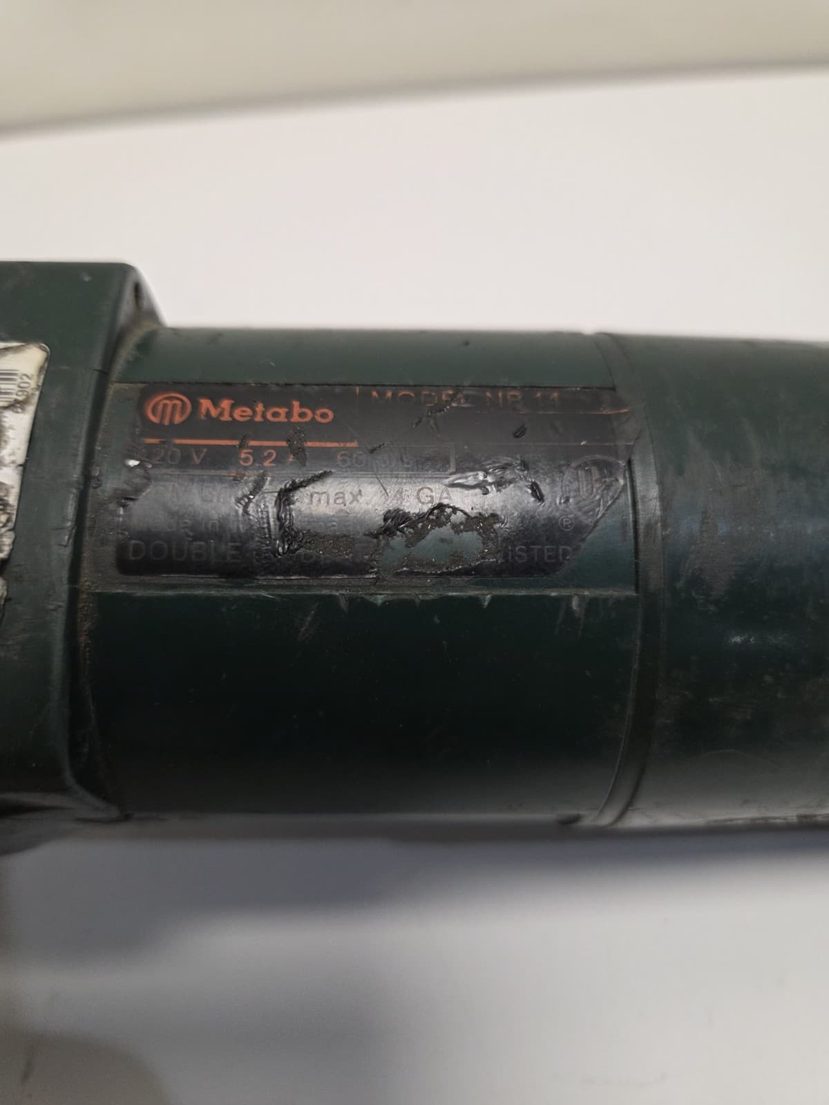 Metabo 120V 5.2A 14 Gauge Electric Nibbler NB-14 4