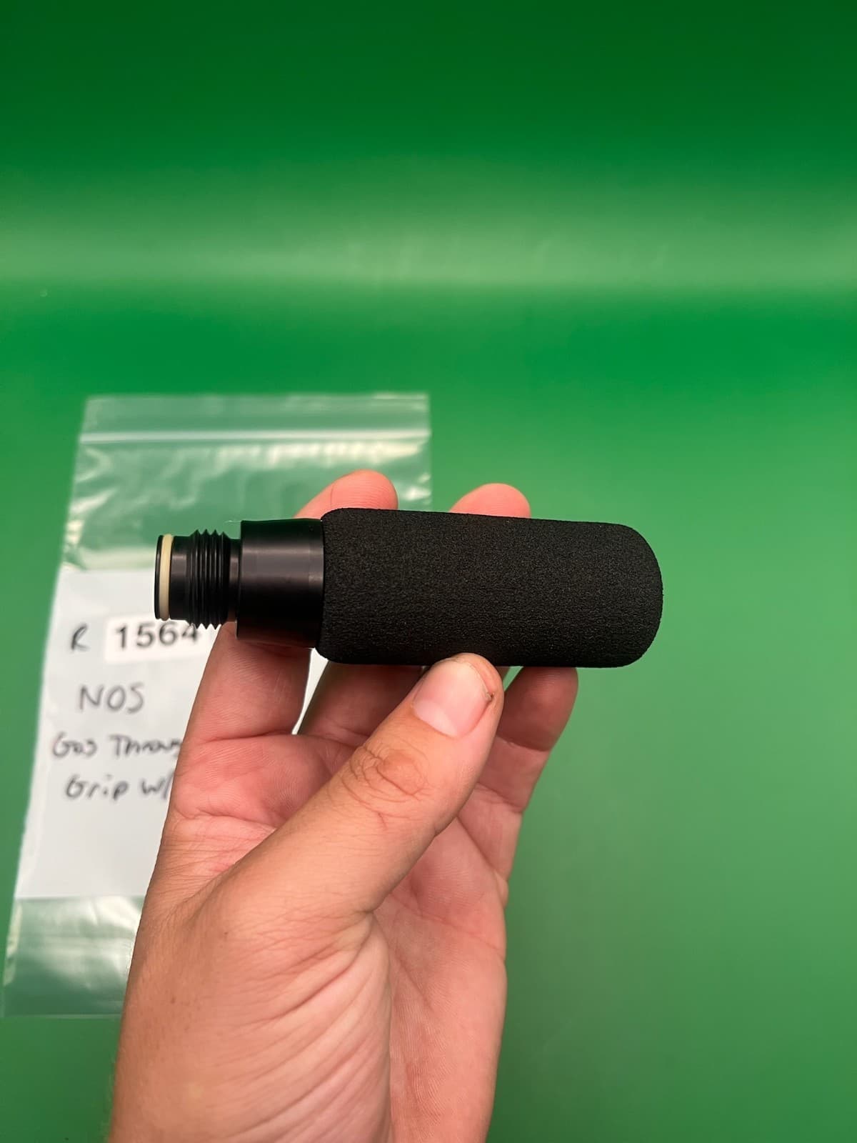 NOS Gas Through Grip w/Foam Automag 4
