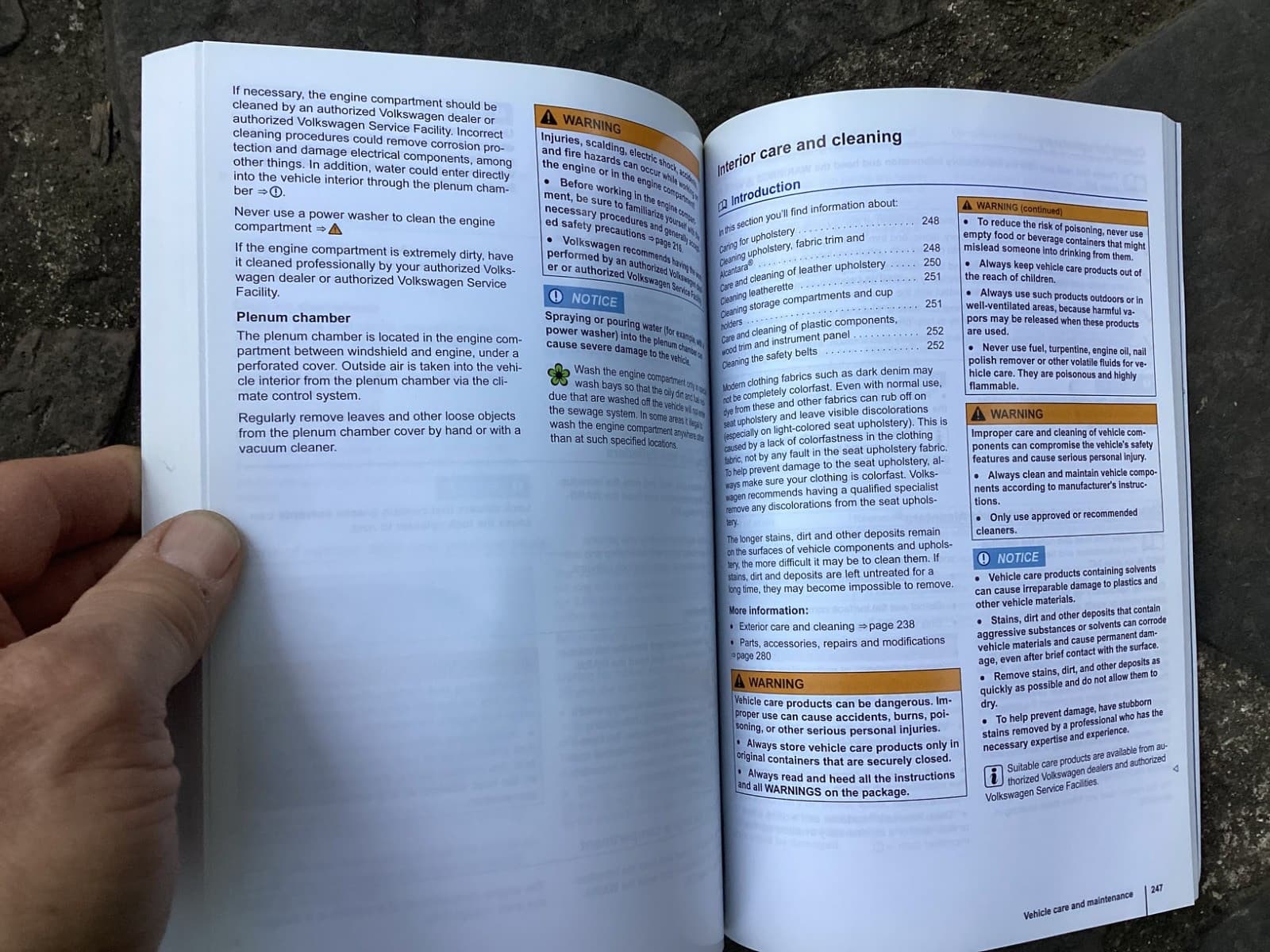 Original 2013 Volkswagen Beetle Convertible U.S. Edition Owners Manual 4