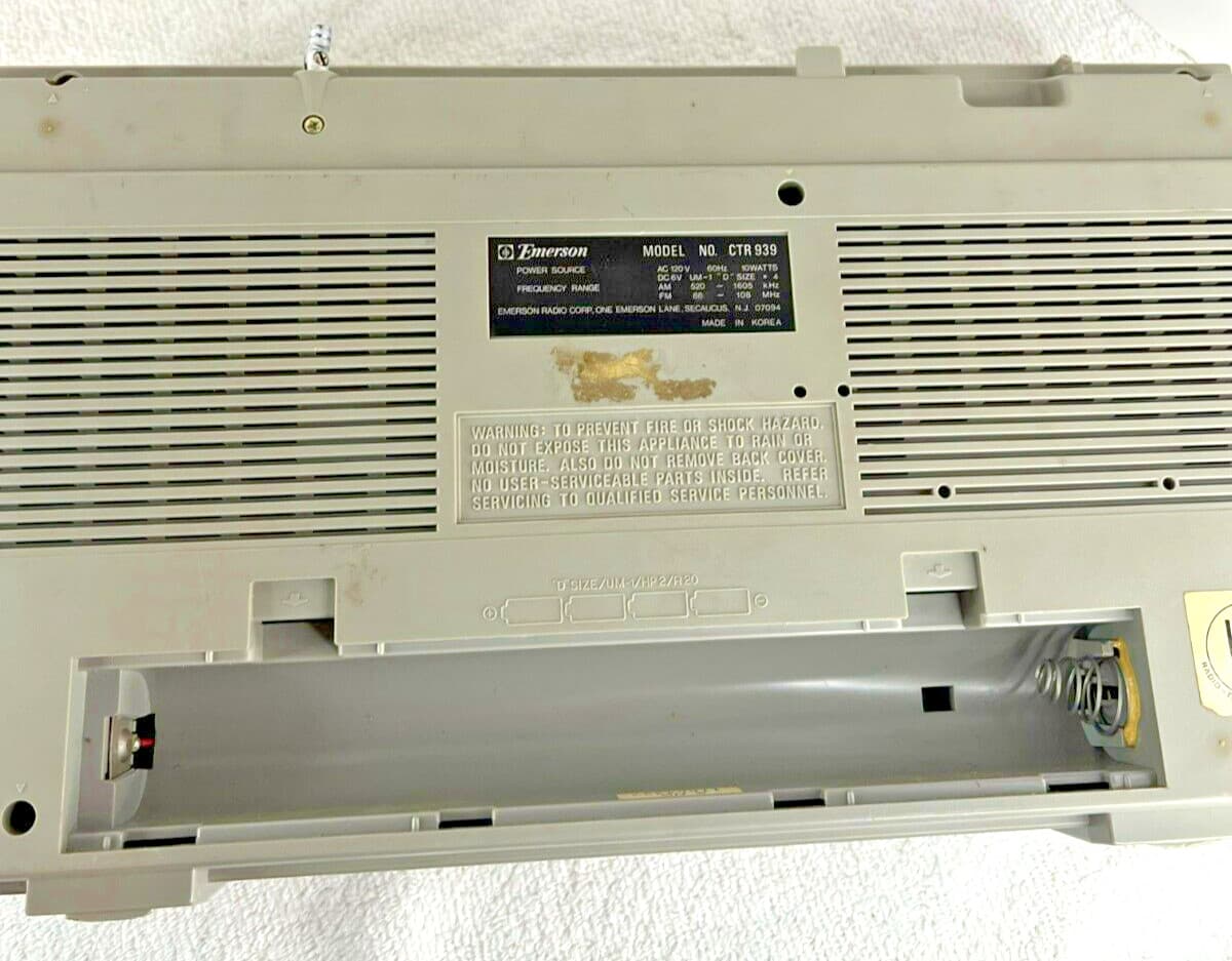 Vintage Emerson CTR 939 Boombox Dual Cassette Stereo AM/FM RADIO WORKS ONLY READ 4