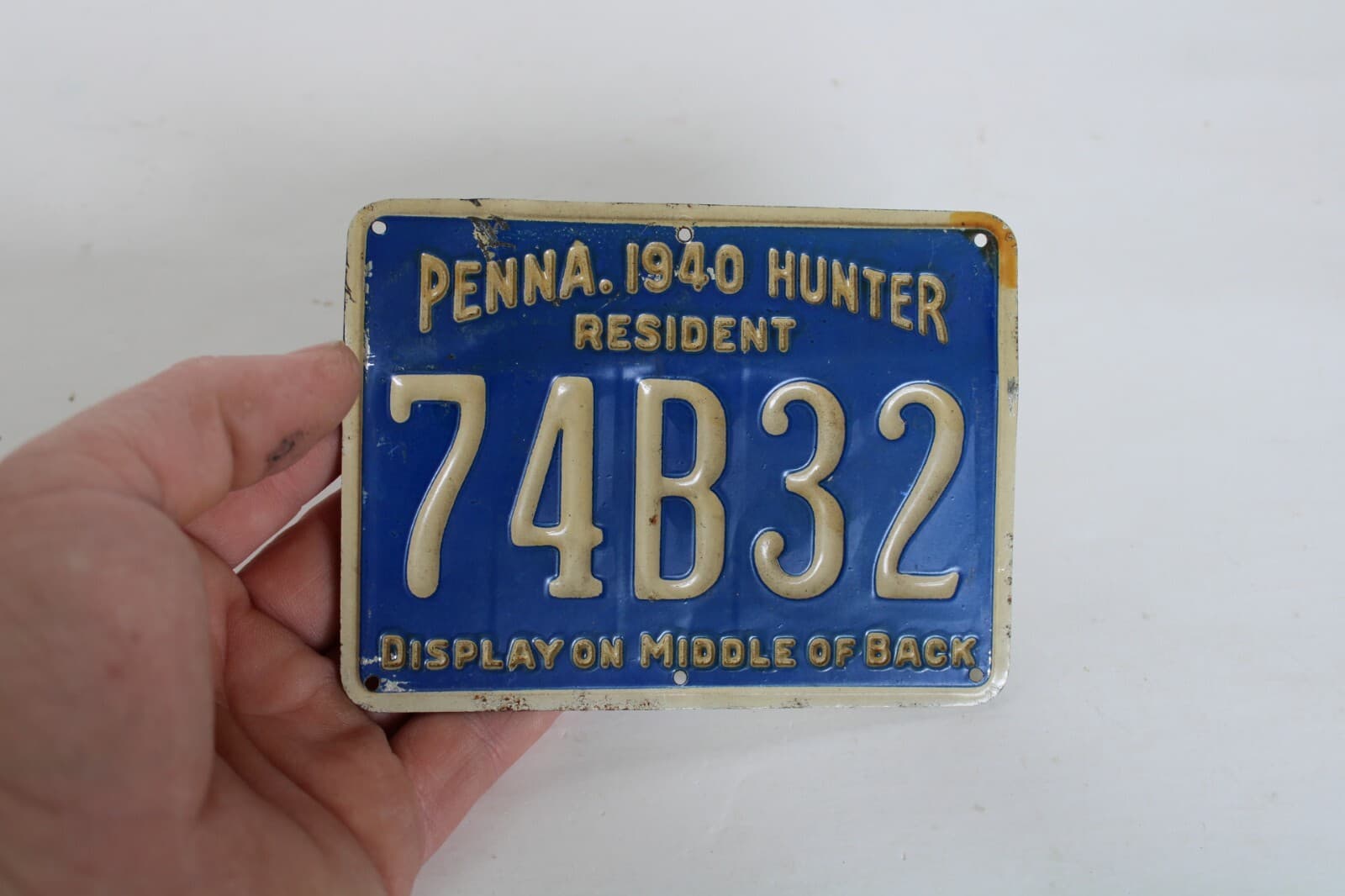 Vintage 1940 Pennsylvania Tin Hunting License 3
