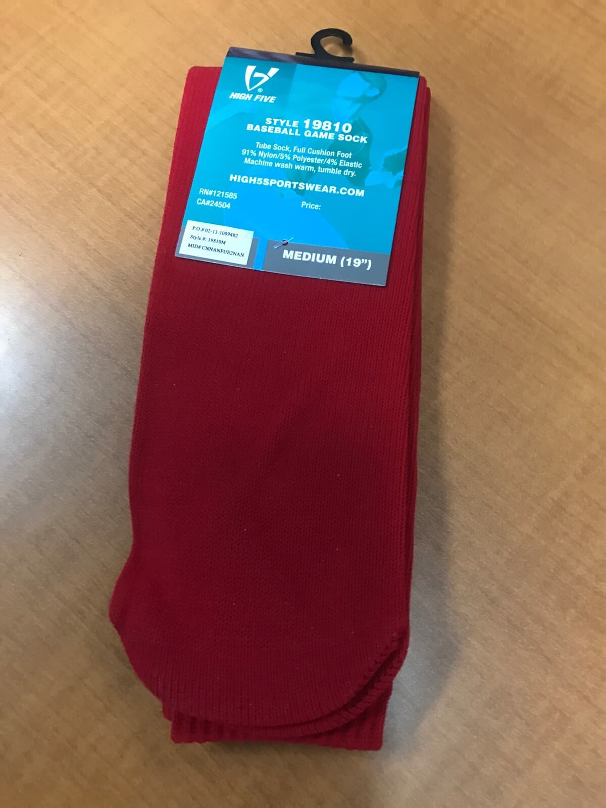 NEW High Five Athletic Game Socks Color Red Size M Medium (19") NWOT 4