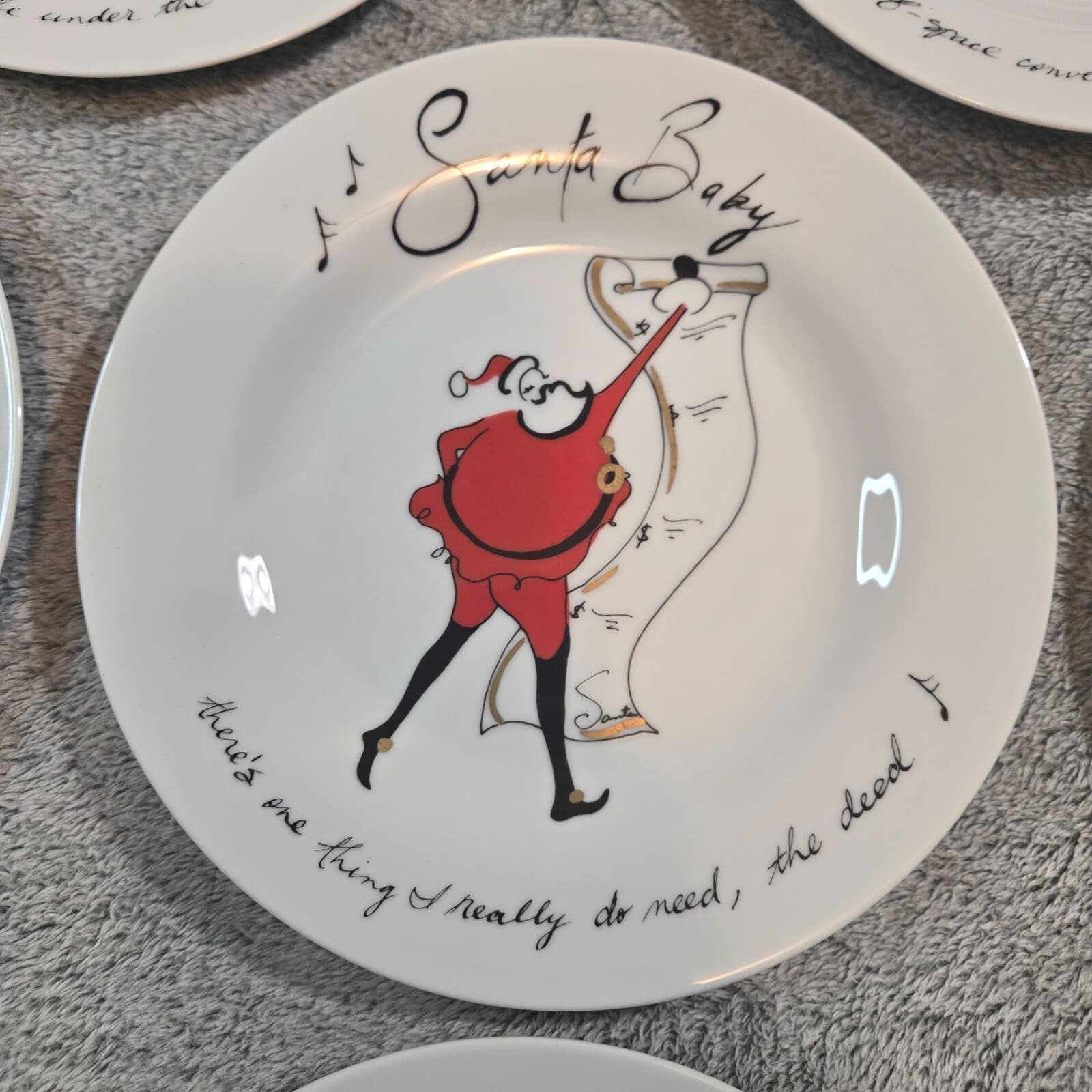 Pottery Barn Santa Baby Plates 8.5" Set of 8 - Japan Discontinued Vintage 5