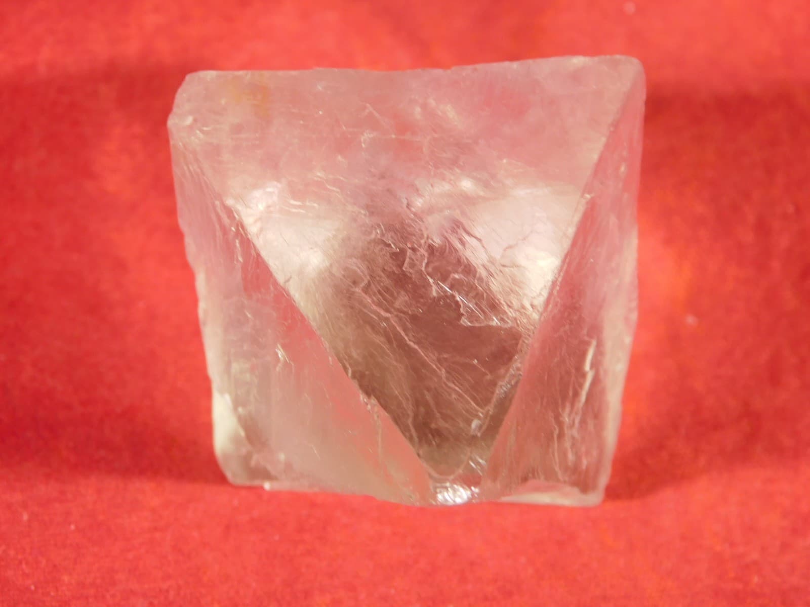 Larger! Semi Translucent! FLUORESCENT FLUORITE Octahedron CRYSTAL 71.7gr