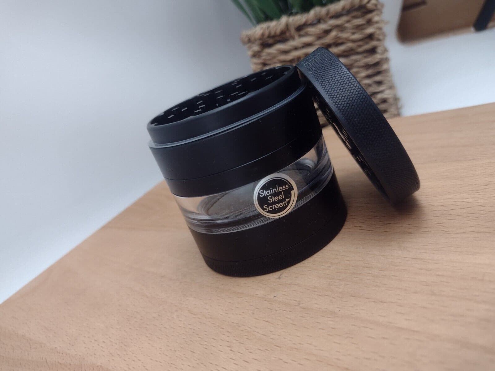 Kannastor - HERB Grinder Stainless Steel EZ Screen | 4pc | 2.5" | Black (GR555) 5