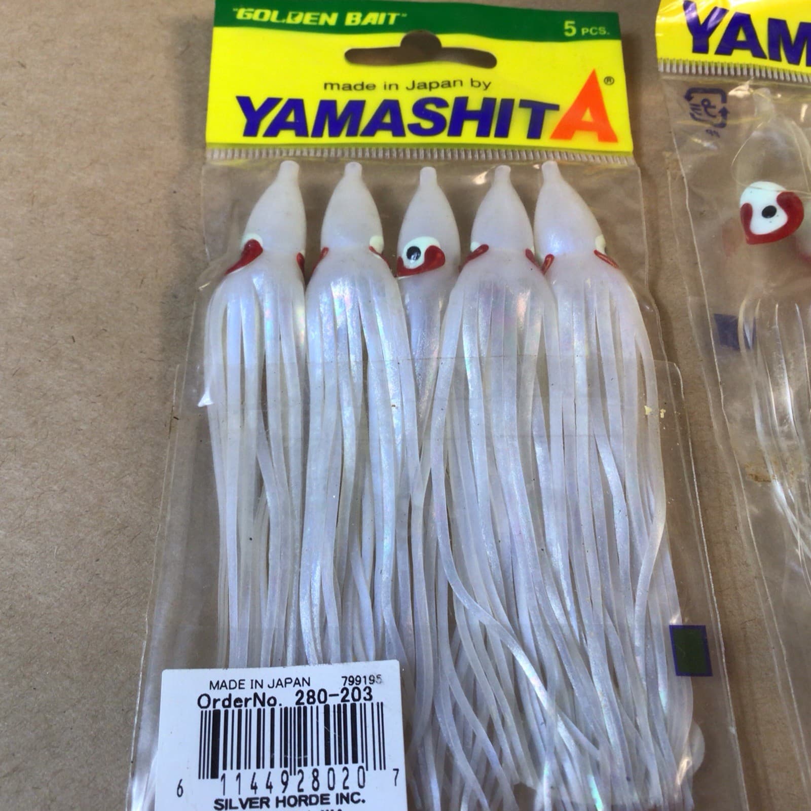 Silver Horde 10803012 Squid (Octopus 3.5) (4¼”) 5/pkg. Pearl/Aurora +Cuttle Fish 2