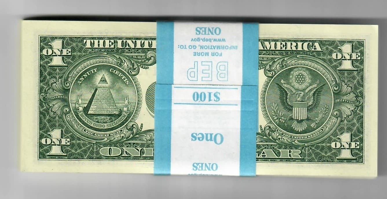 Consecutive Uncirculated $1 series 2021 half pack last 2 digit slightly raised 2