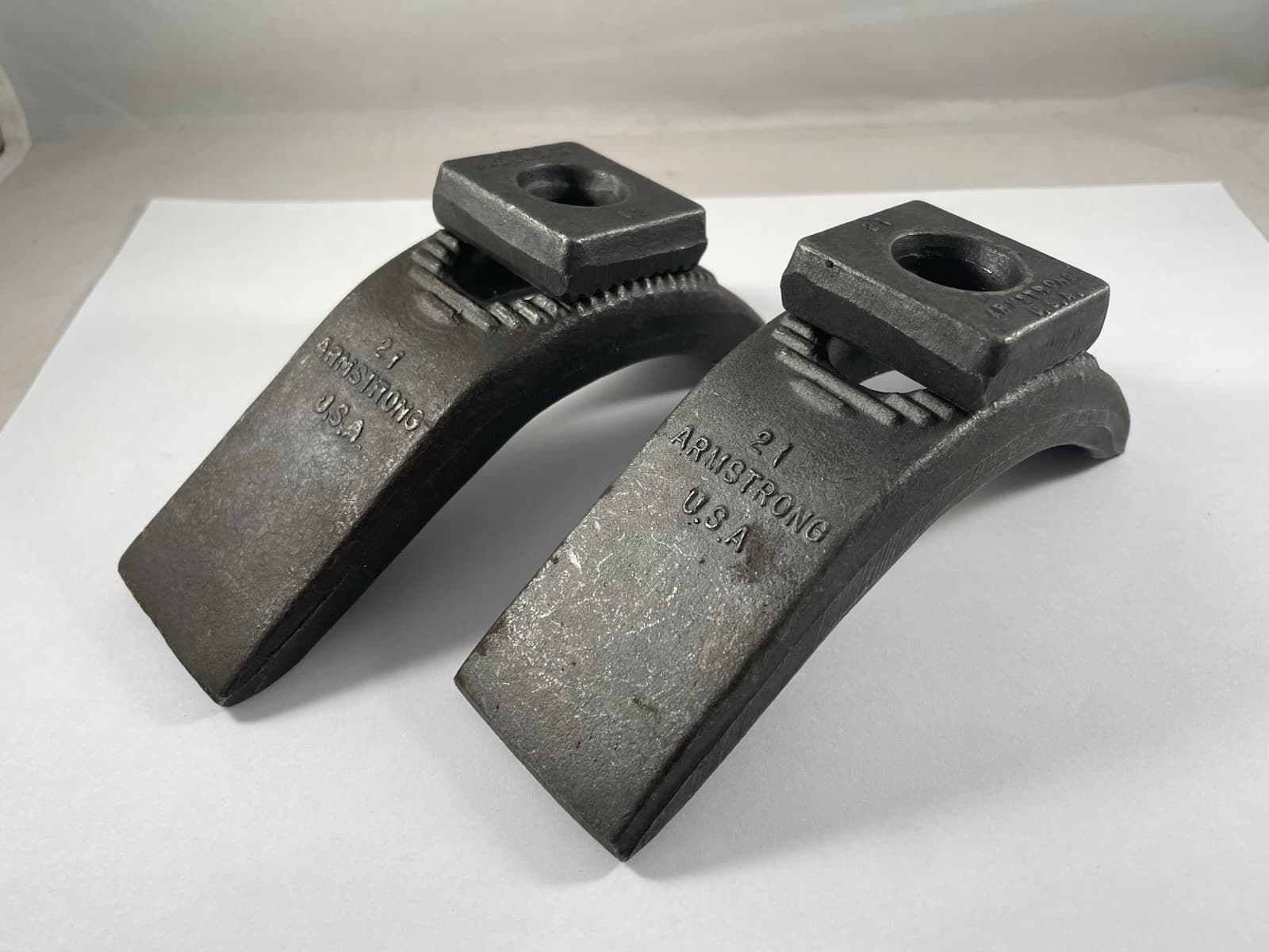 Lot Of 2 Vintage Armstrong No 21 Adjustable Strap Clamp Pair Made In The USA