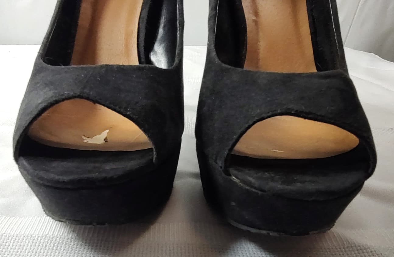 Candie's Black Faux Suede Platform Heels Peep Toe 9 M Open Toe Stiletto 3