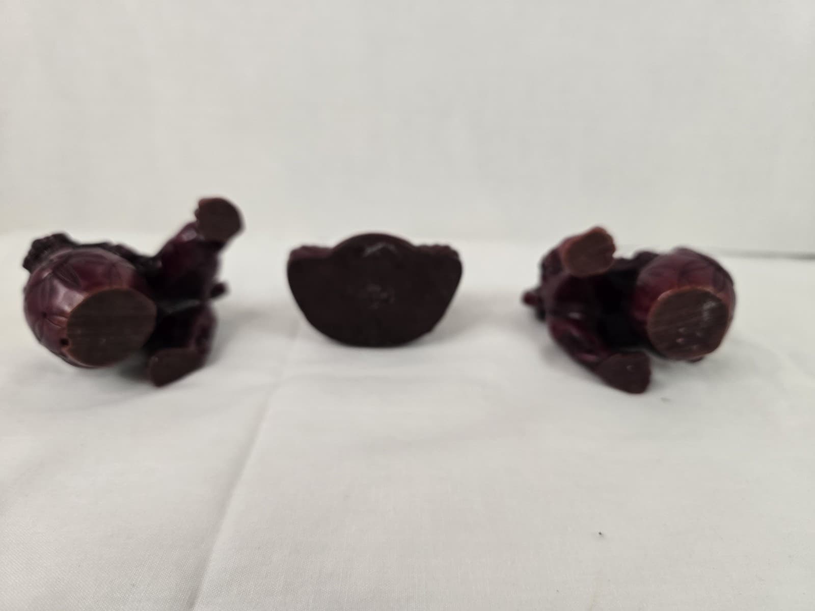 Chinese Foo Lion Dogs Red Resin Statues Set Of 2 5.5” x 4.5” Carved & Buddha 6