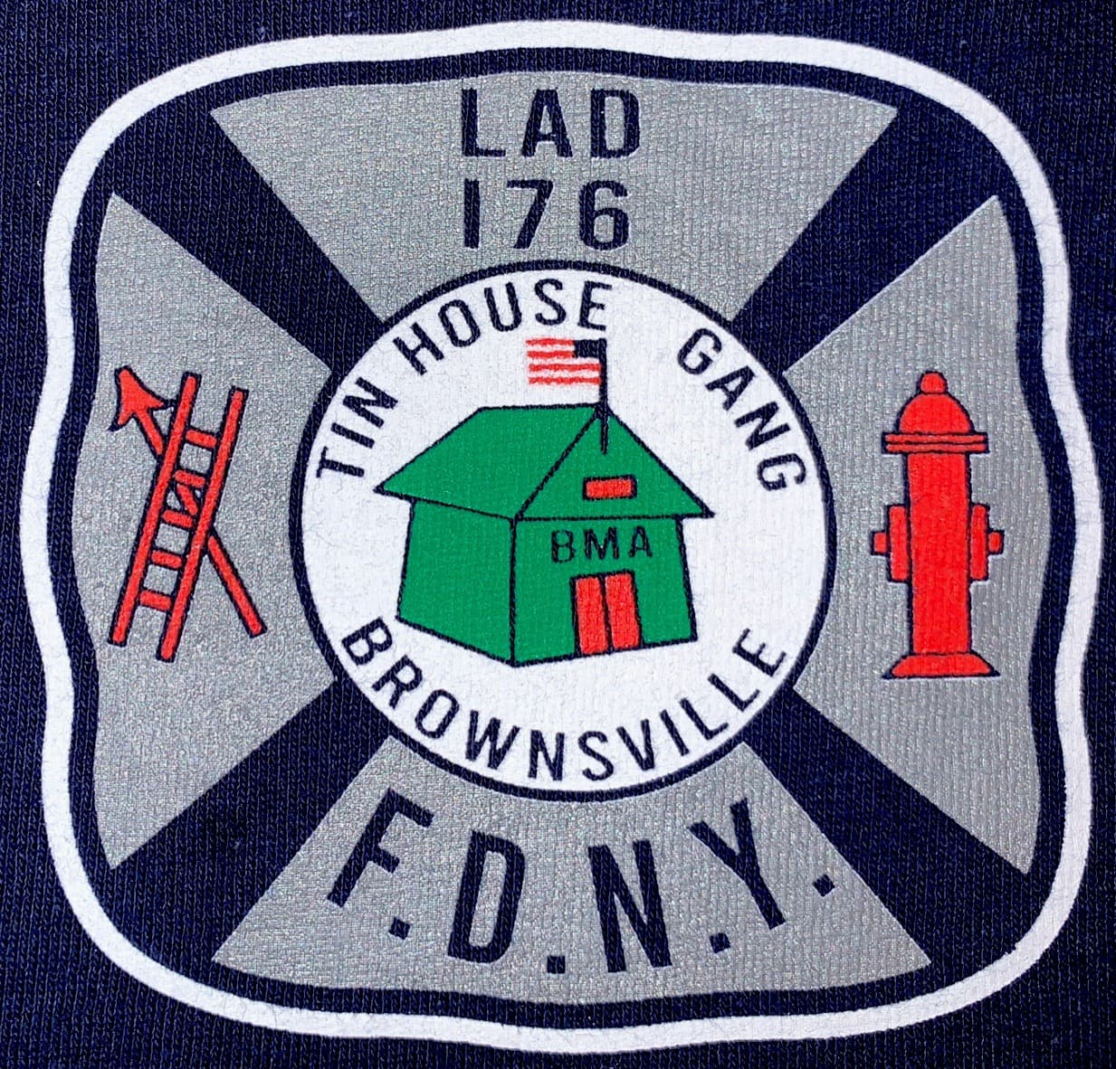FDNY Fire Department New York  City NYC T-Shirt Sz M Ladder 176 Brooklyn 2