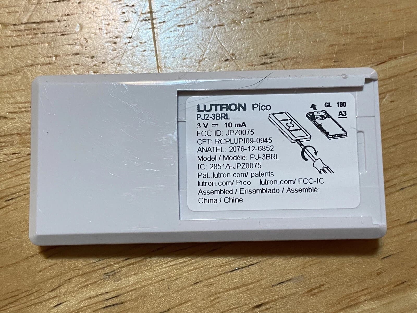 Lutron Pico PJ2-3BRL-WH Wireless Dimmer Remote Switch w Wall Mount & Bracket Kit 3