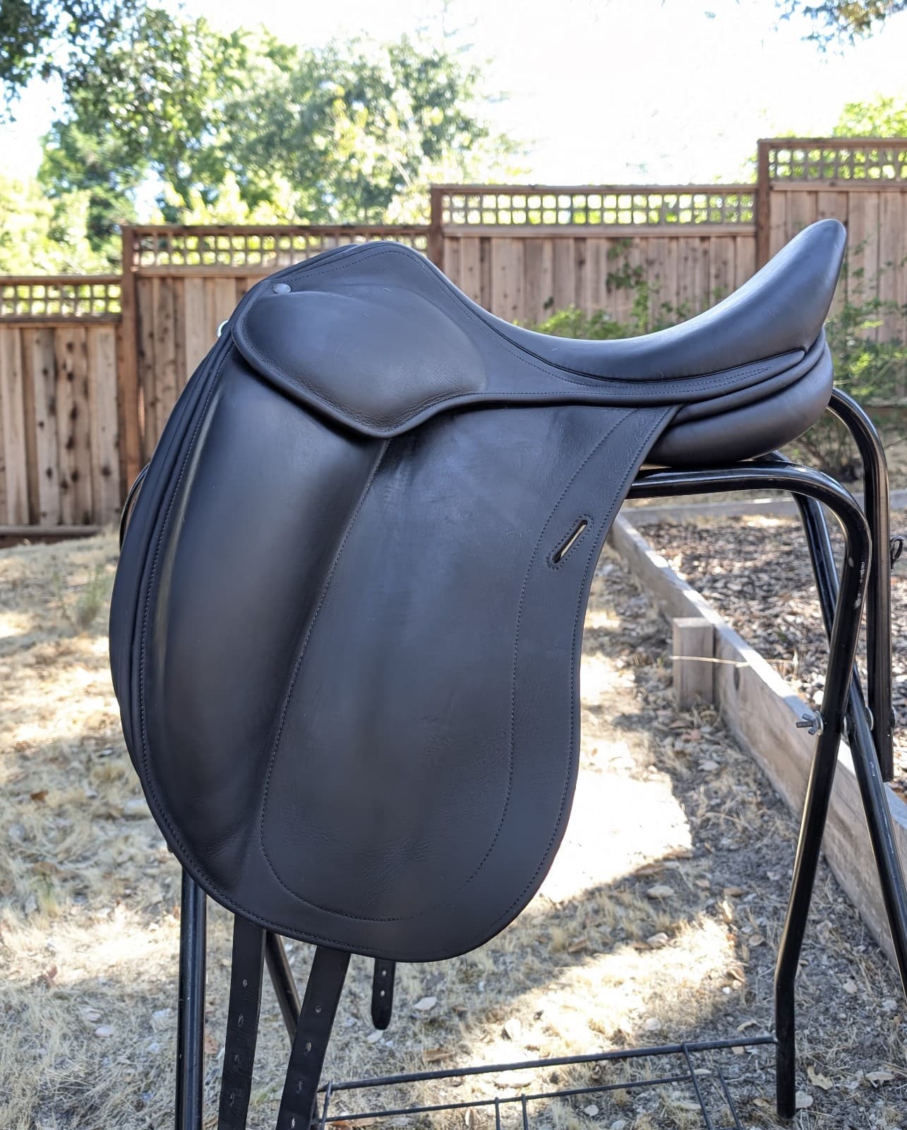 LUC CHILDERIC     DAC Dressage Saddle 17.5 2
