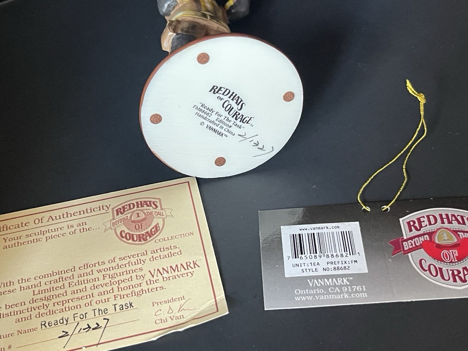 Vanmark Red Hats of Courage Ready for the Task Female Firefighter 2001 #2/1327 6