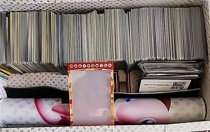 Pokémon Scarlet & Violet 151 Ultra Premium Collection Common Cards + Playmats 3