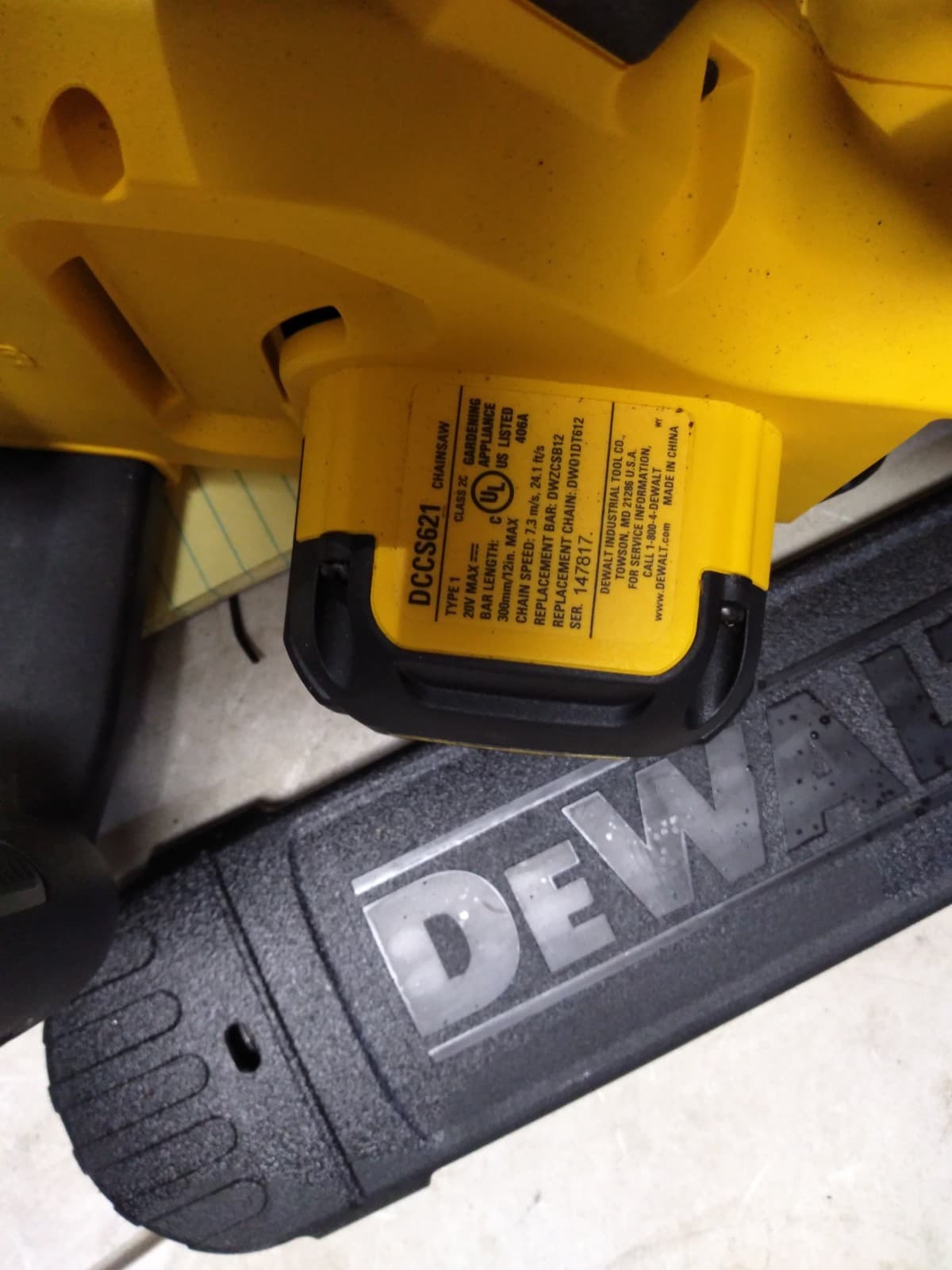 DEWALT (DCCS621) 20V MAX 12" Cordless Chainsaw,  TOOL ONLY 3