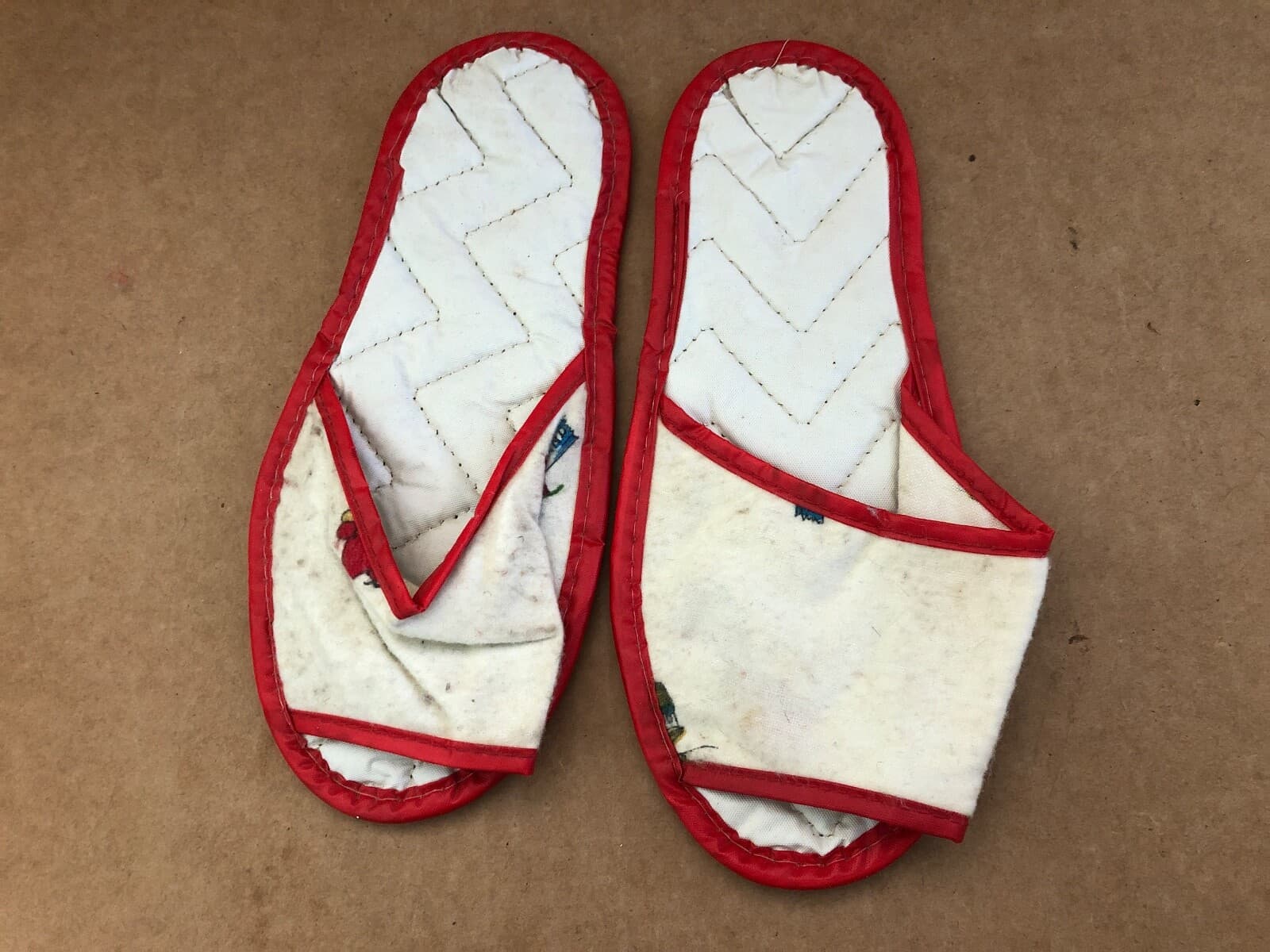 Vintage DISNEYLAND Childs Slippers Walt Disney 6