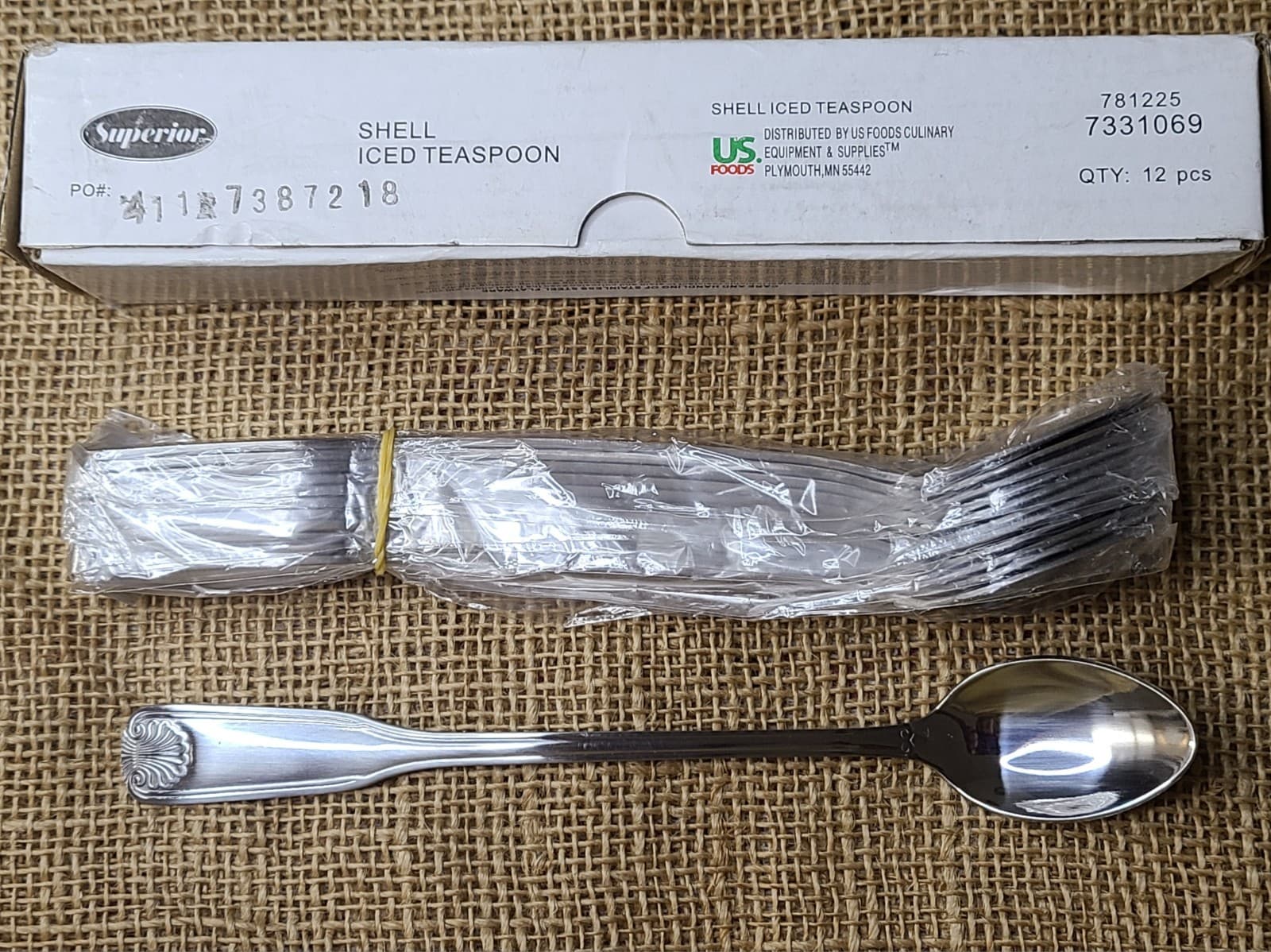 NEW IN box 12 stainless steel ice tea spoons By superior brand USA shell design 2
