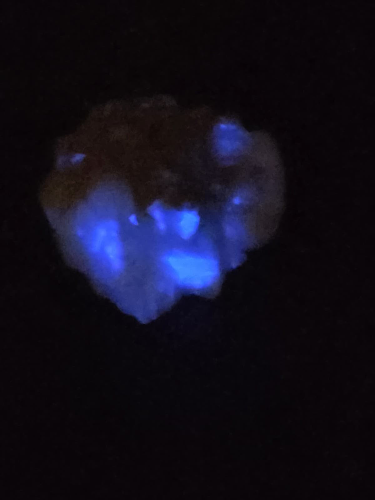 Terlingua Calcite Phosphorescent Mineral Specimen 3.20 Oz 3